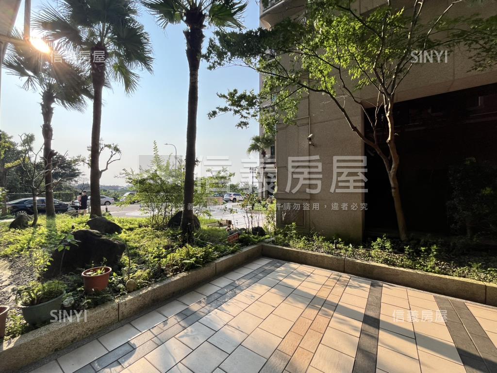 文華漾精美兩房車位房屋室內格局與周邊環境