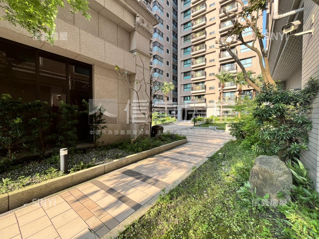 文華漾精美兩房車位房屋室內格局與周邊環境