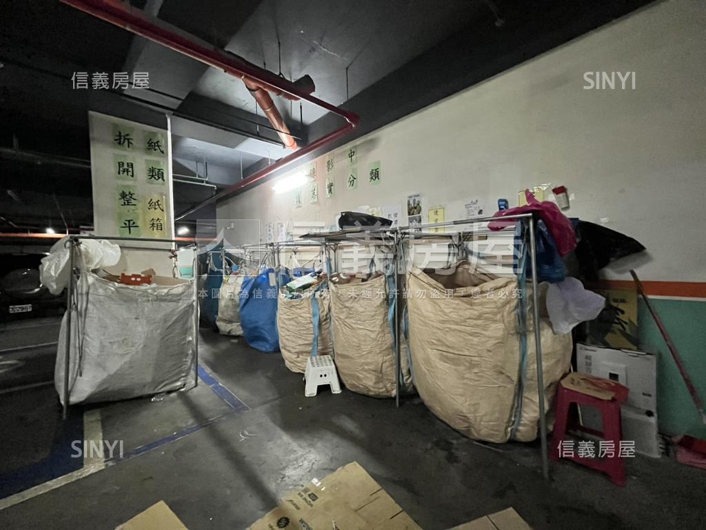 文華漾精美兩房車位房屋室內格局與周邊環境
