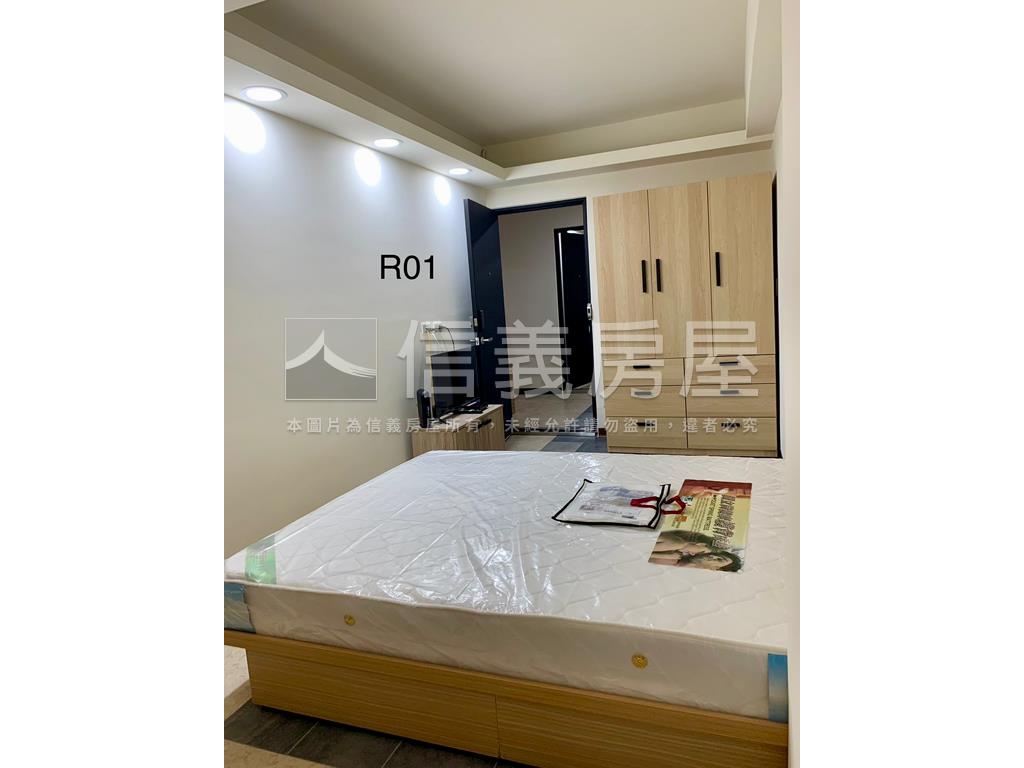 木新路三段獨棟電梯大戶房屋室內格局與周邊環境