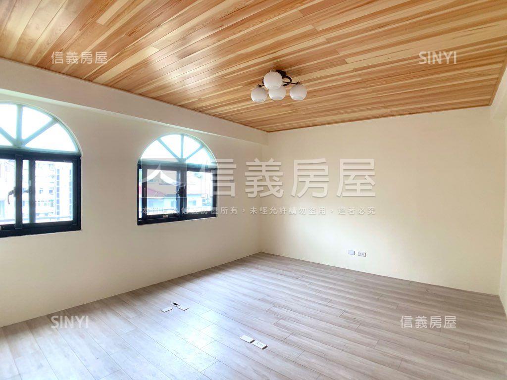木新路三段獨棟電梯大戶房屋室內格局與周邊環境