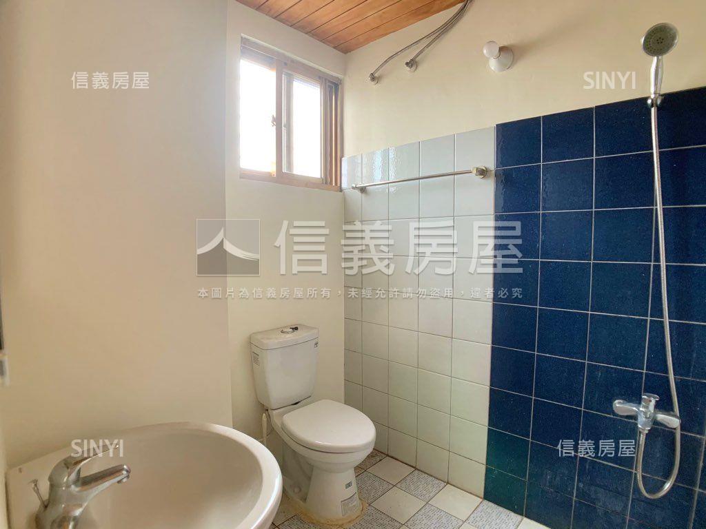 木新路三段獨棟電梯大戶房屋室內格局與周邊環境