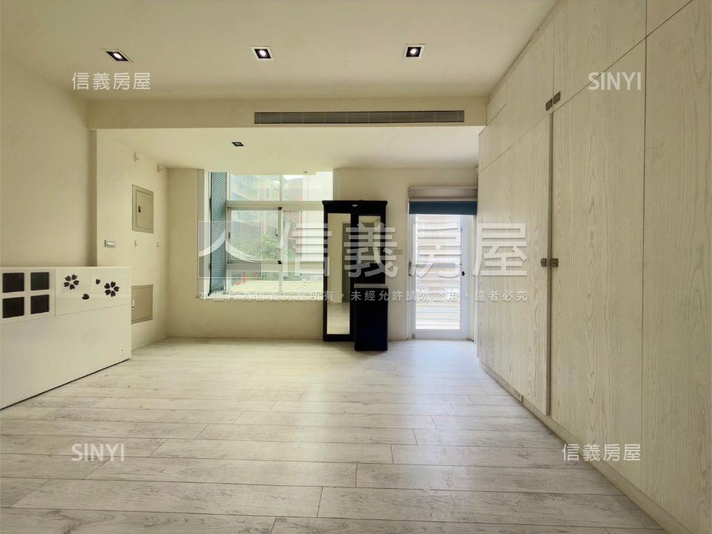 唭哩岸●邊間精美透天房屋室內格局與周邊環境