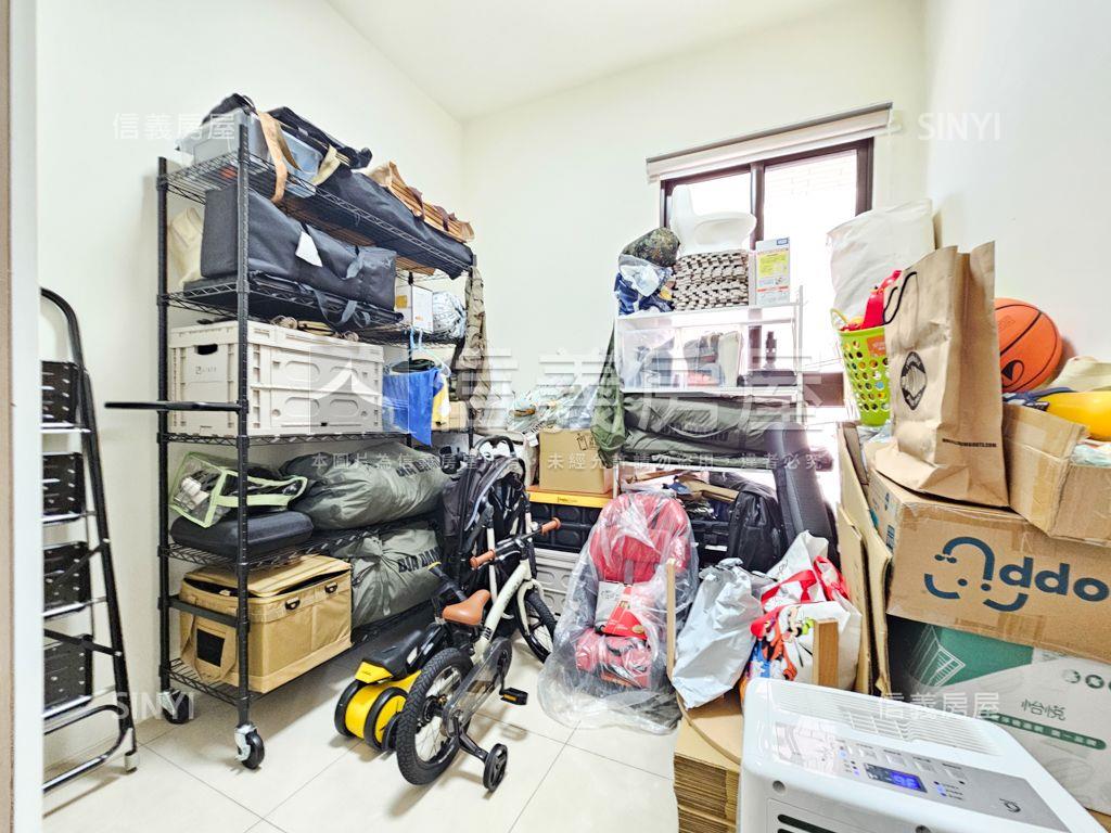 在夏日湖畔日常中找找樂子房屋室內格局與周邊環境