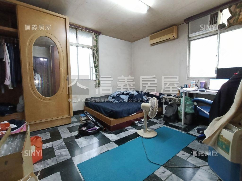 保安街邊間二樓公寓房屋室內格局與周邊環境