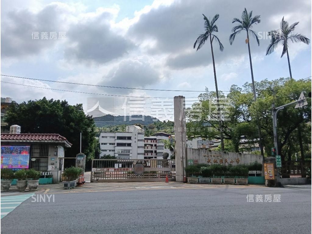 保安街邊間二樓公寓房屋室內格局與周邊環境