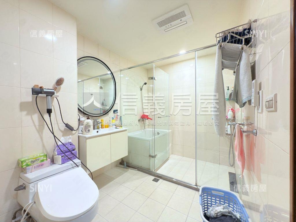 中正路燙金店面房屋室內格局與周邊環境