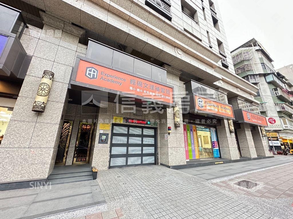 ＳＲＣ捷運金店面大面寬房屋室內格局與周邊環境