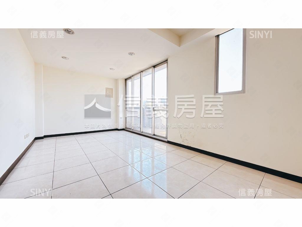 臨未來漢神百貨１１期角墅房屋室內格局與周邊環境