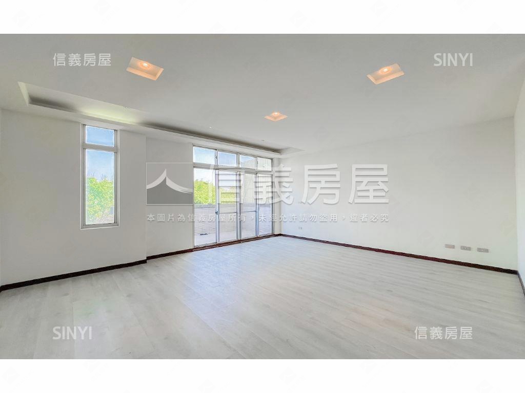 臨未來漢神百貨１１期角墅房屋室內格局與周邊環境