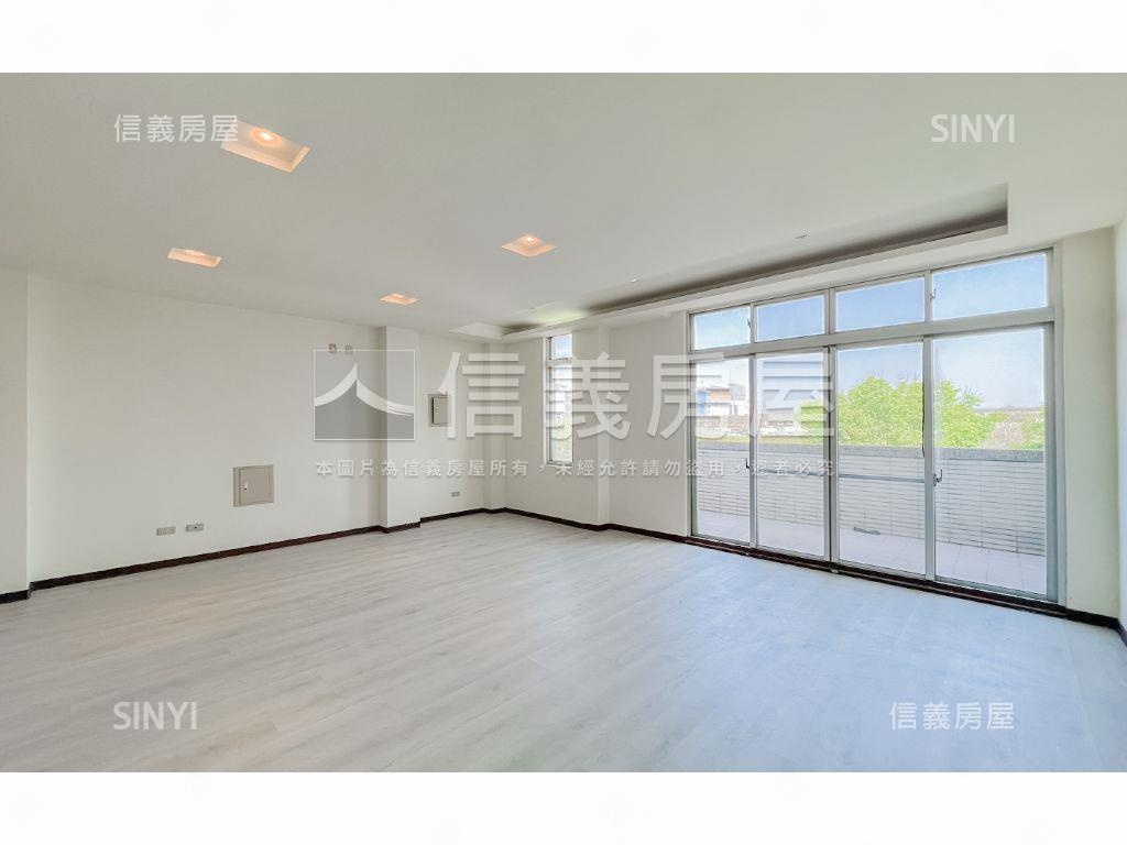 臨未來漢神百貨１１期角墅房屋室內格局與周邊環境