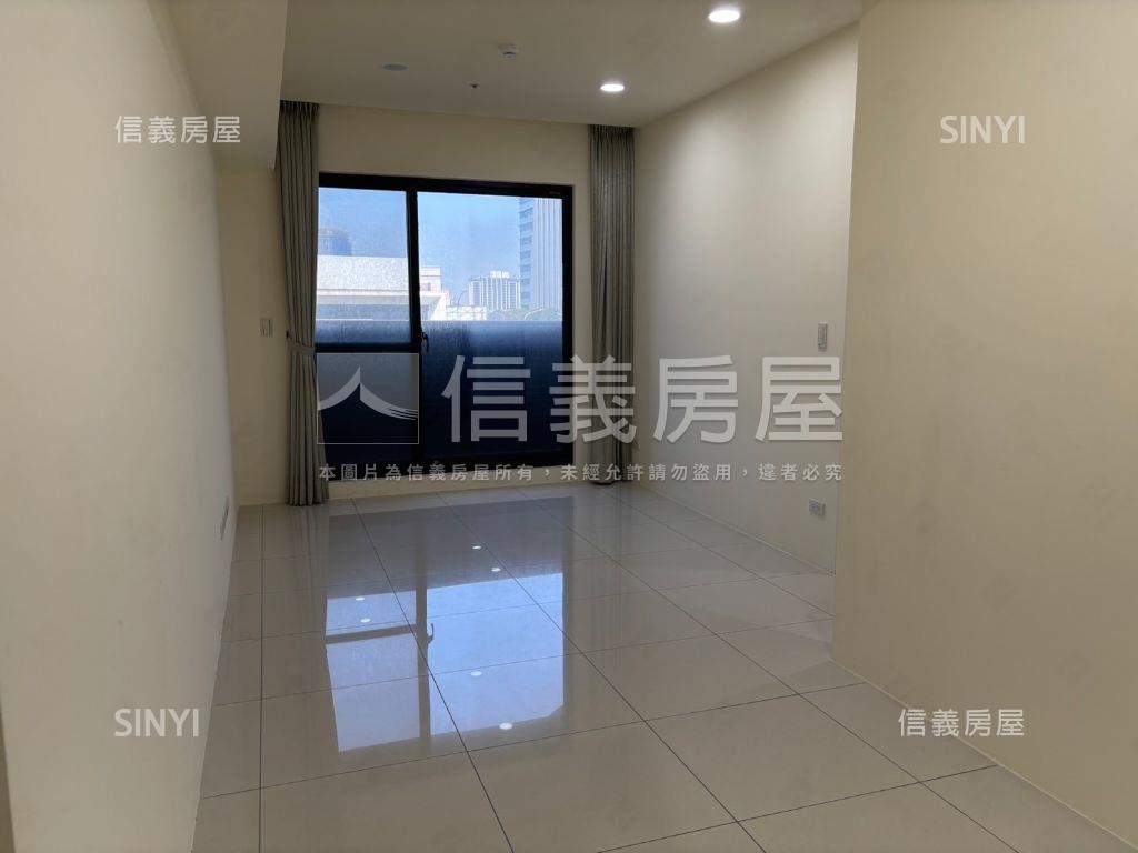 近站前大露臺☆詠美館三房房屋室內格局與周邊環境