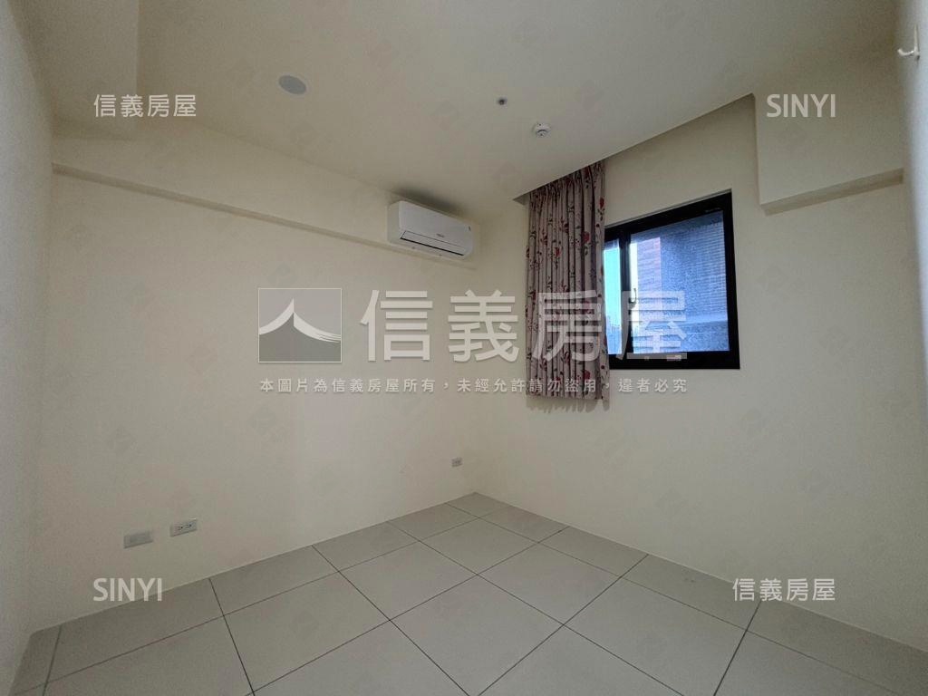 近站前大露臺☆詠美館三房房屋室內格局與周邊環境