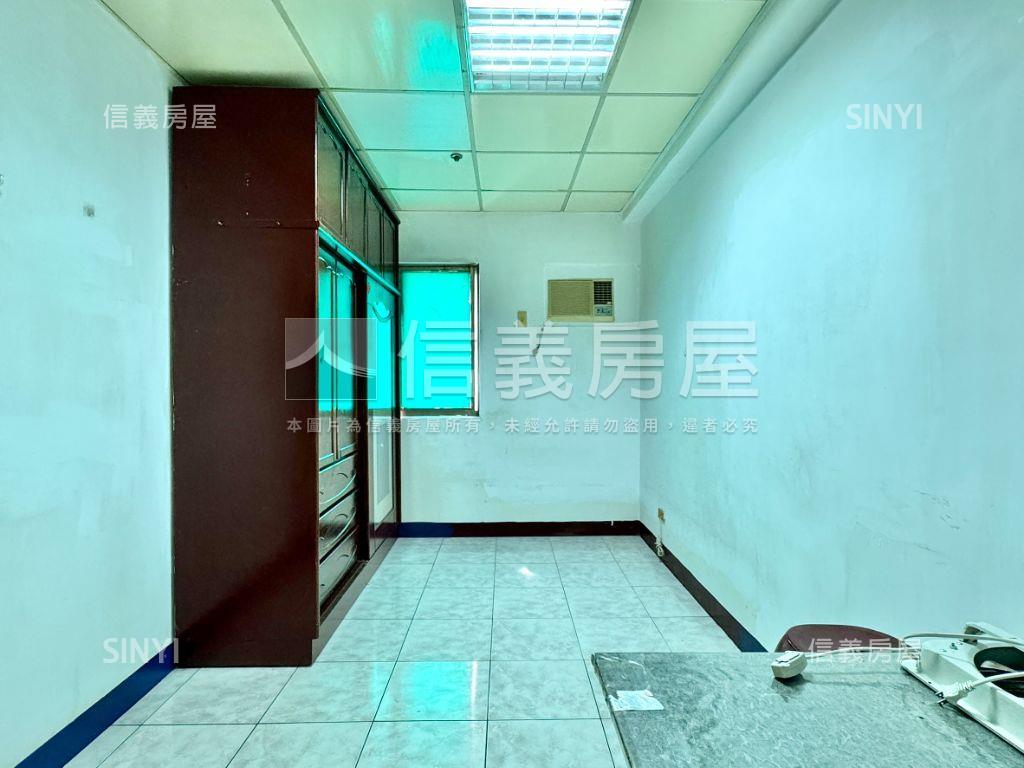 翠華國宅低總價高樓四房房屋室內格局與周邊環境