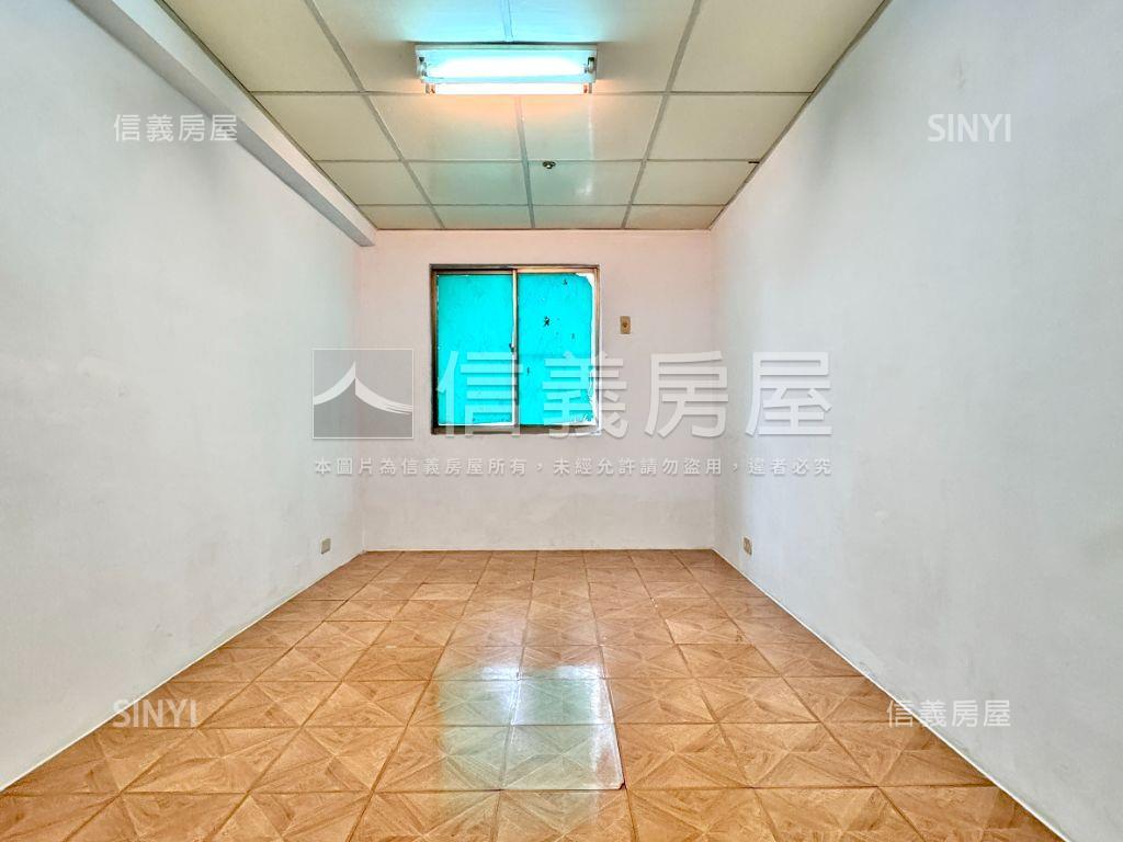 翠華國宅低總價高樓四房房屋室內格局與周邊環境