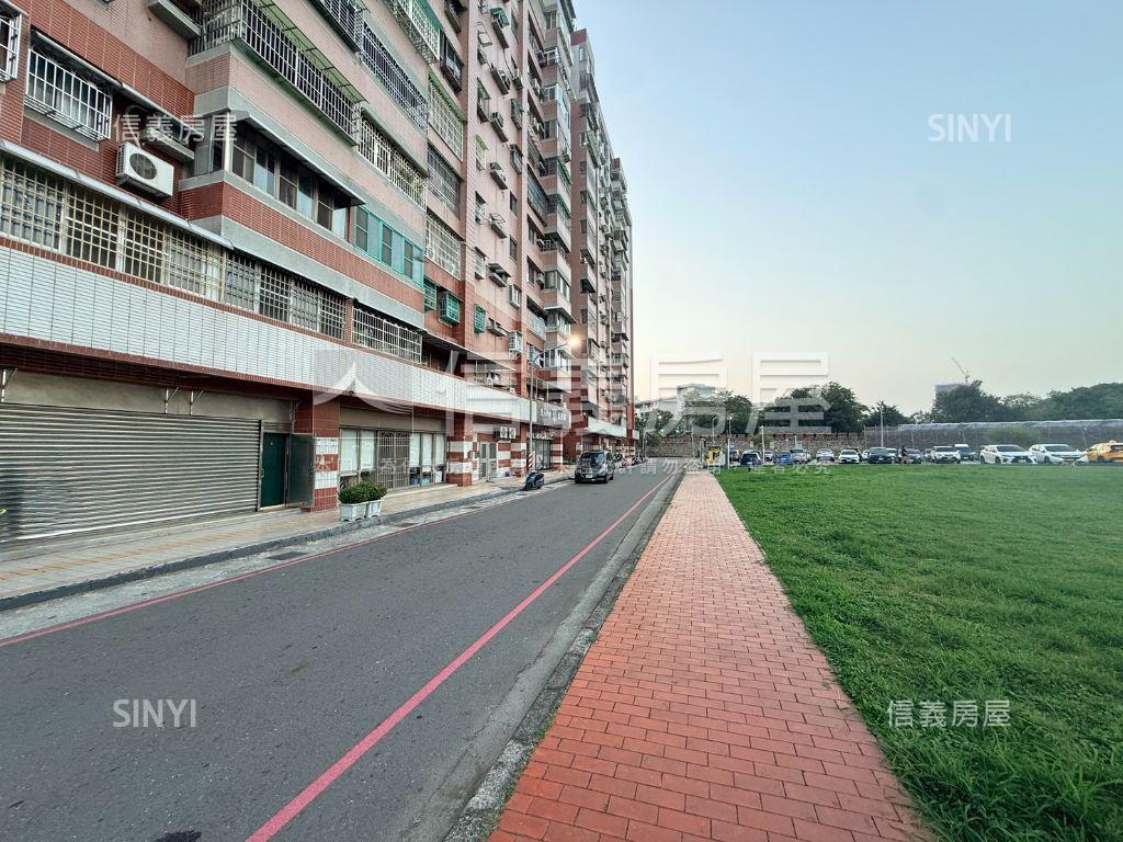 翠華國宅低總價高樓四房房屋室內格局與周邊環境