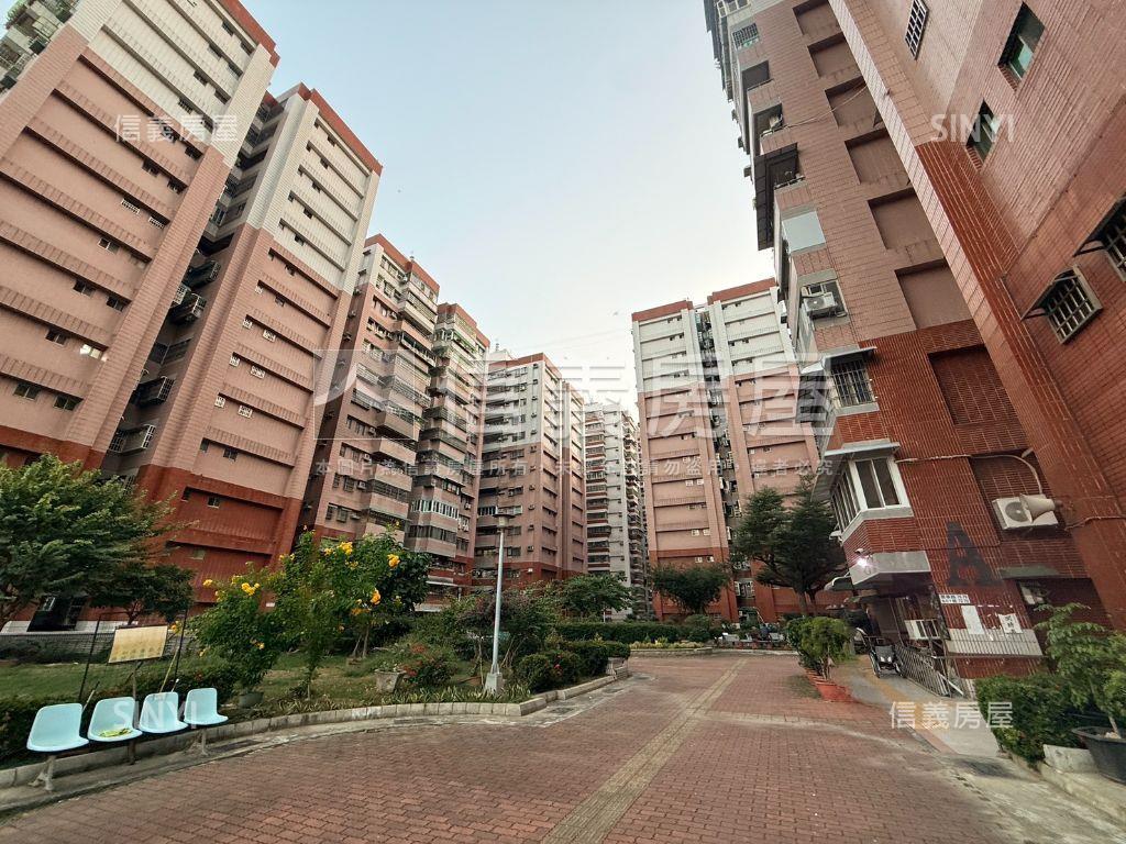 翠華國宅低總價高樓四房房屋室內格局與周邊環境