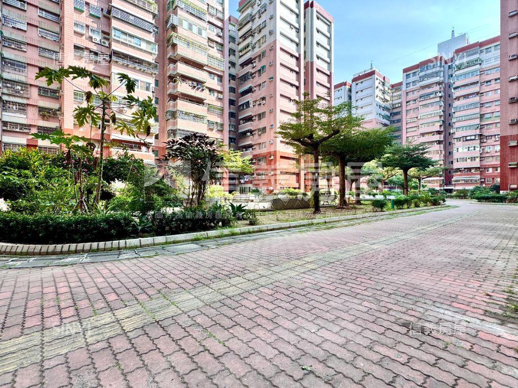 翠華國宅低總價高樓四房房屋室內格局與周邊環境