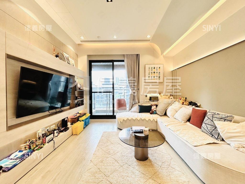 香榭帝寶．奢華３房房屋室內格局與周邊環境