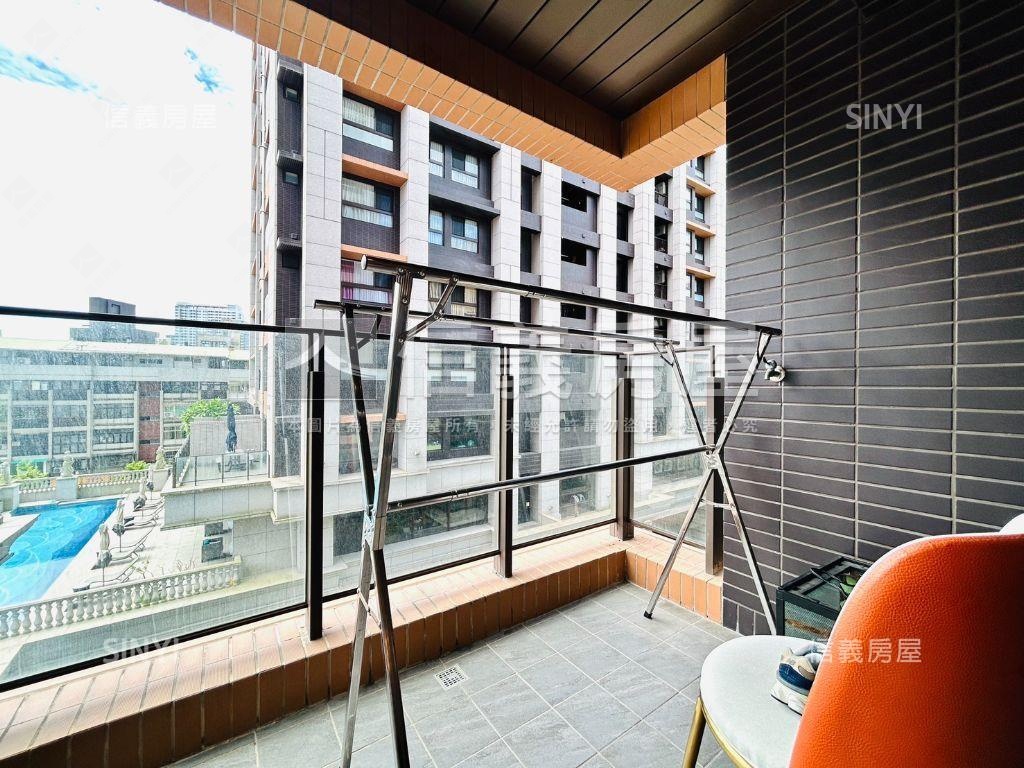 香榭帝寶．奢華３房房屋室內格局與周邊環境