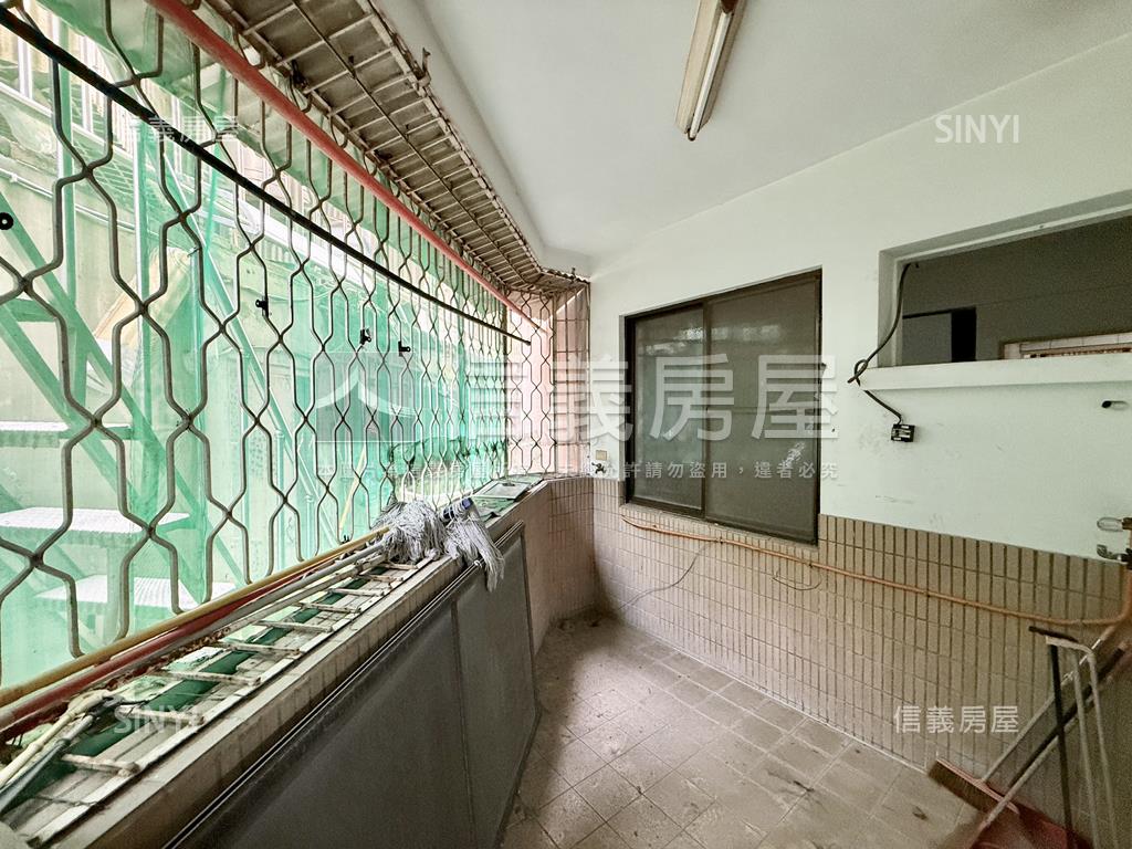 一層一戶四面採光二樓寓邸房屋室內格局與周邊環境