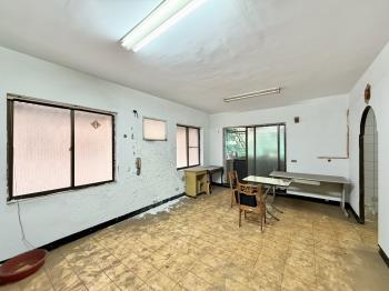 一層一戶四面採光二樓寓邸