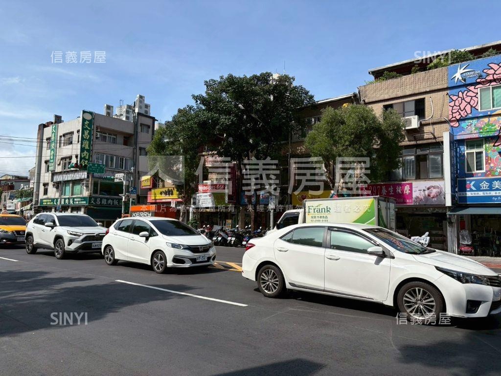 北士科產業鏈三角窗金店辦房屋室內格局與周邊環境