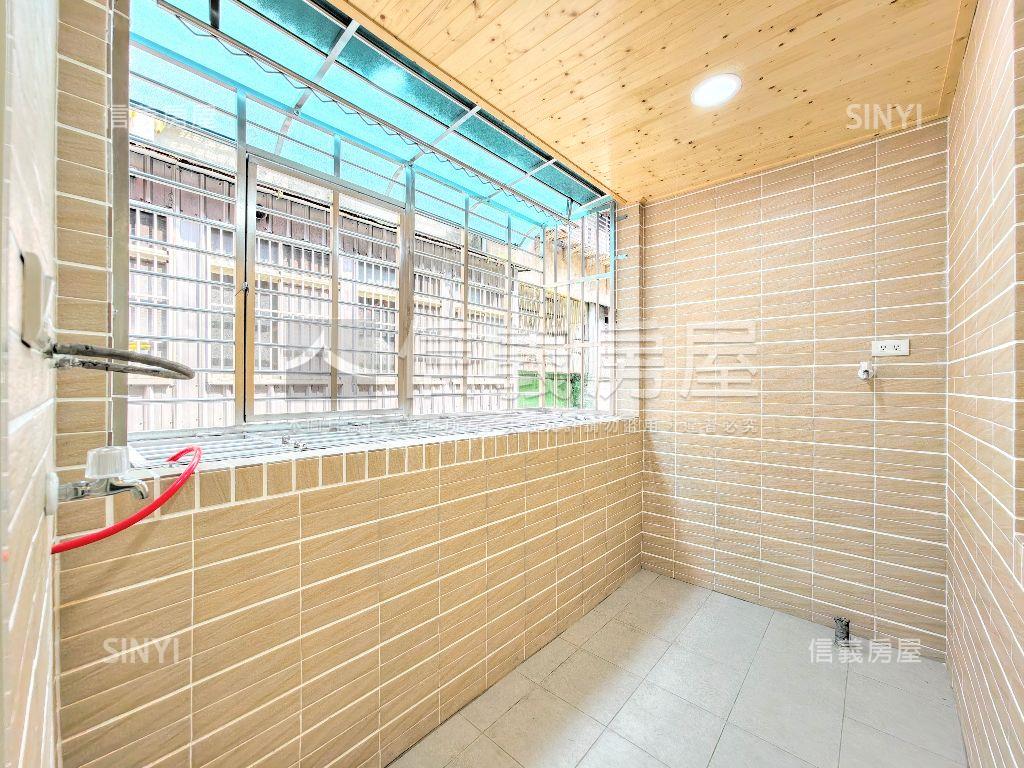 民享街裝潢美３樓房屋室內格局與周邊環境