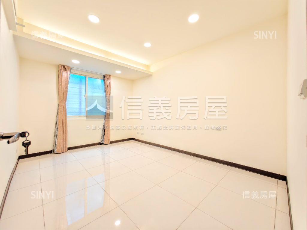 民享街裝潢美３樓房屋室內格局與周邊環境