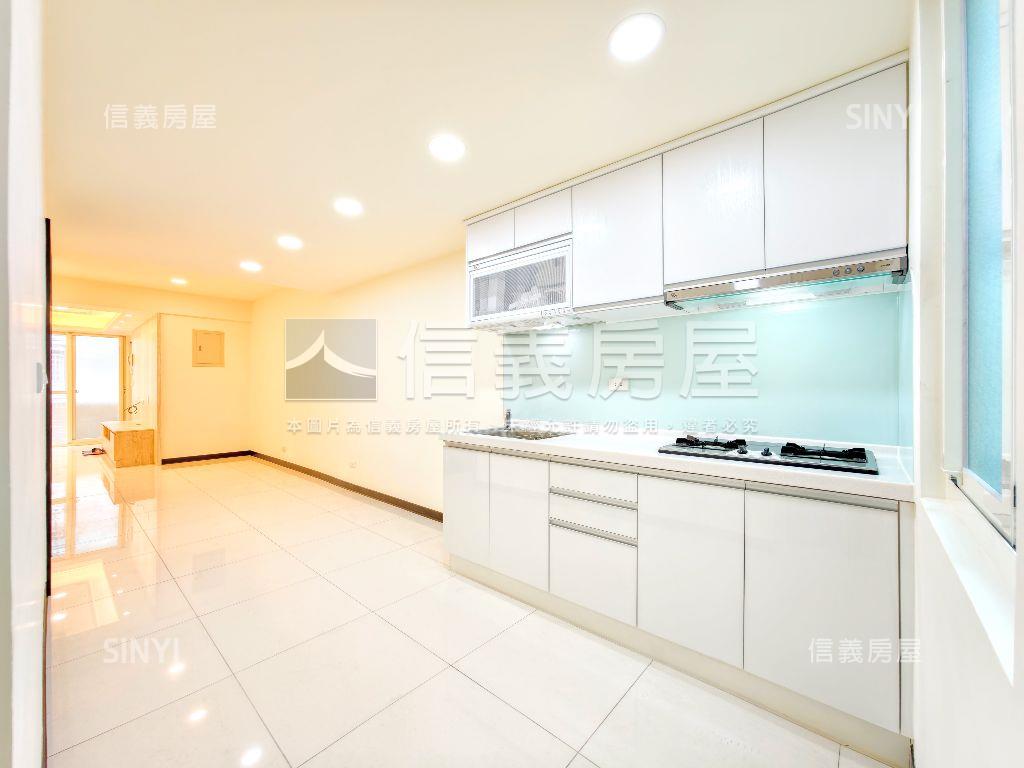 民享街裝潢美３樓房屋室內格局與周邊環境