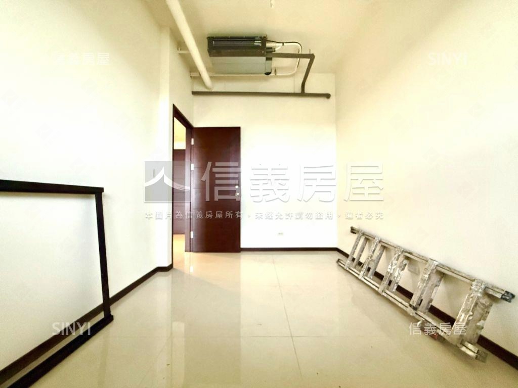 力麒高樓美景採光兩房車位房屋室內格局與周邊環境