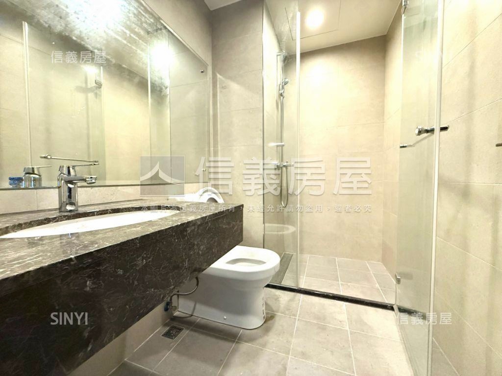 力麒高樓美景採光兩房車位房屋室內格局與周邊環境