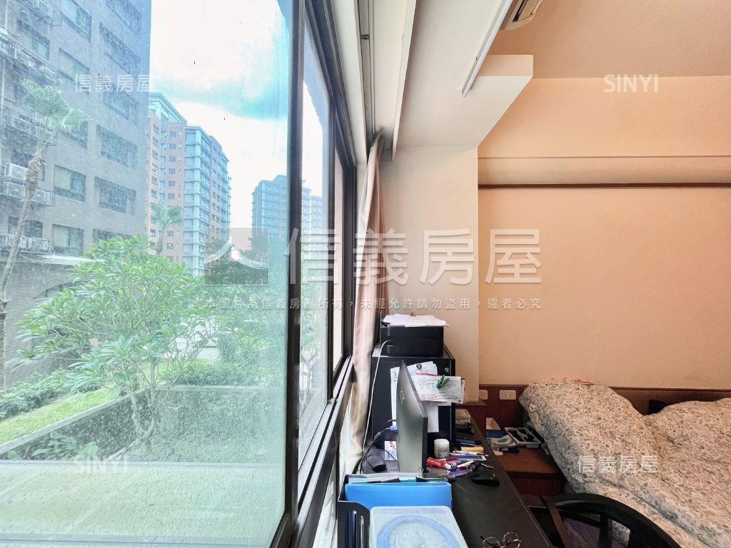 未來捷運四房車位＊採光佳房屋室內格局與周邊環境
