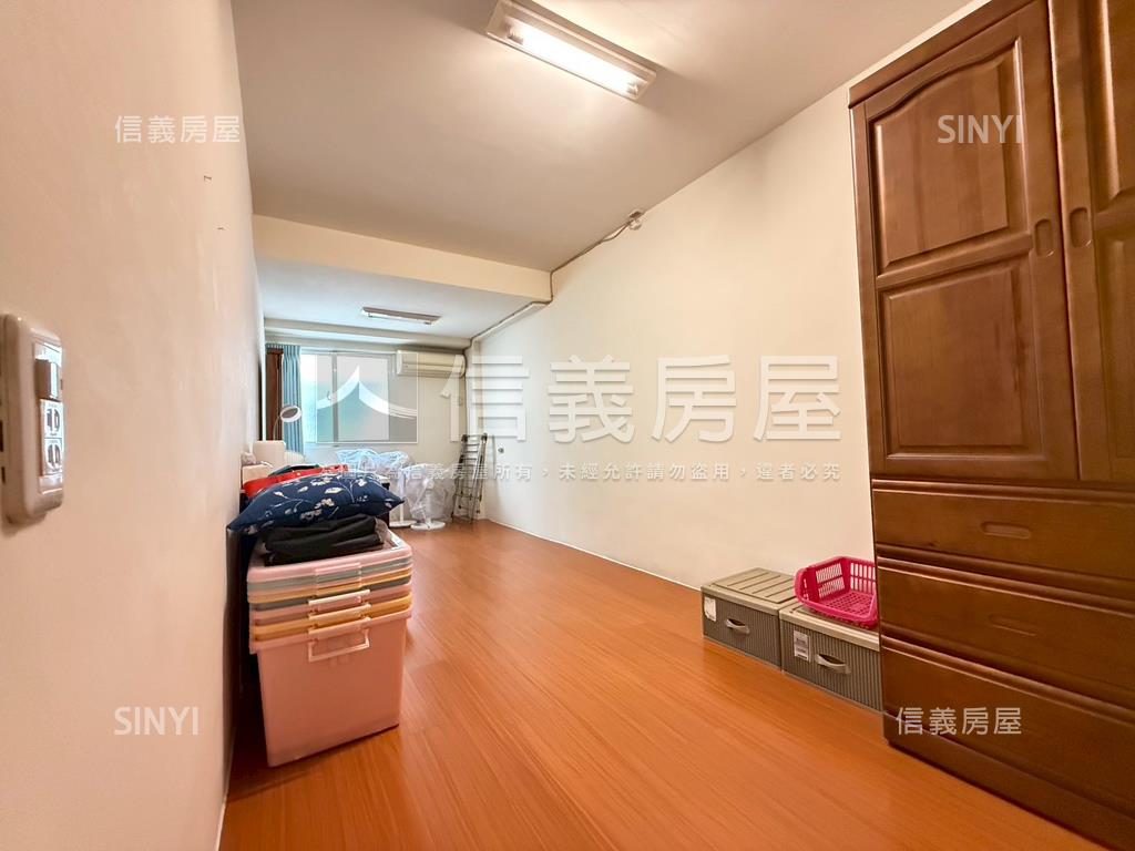 全新整理黎明新村房屋室內格局與周邊環境