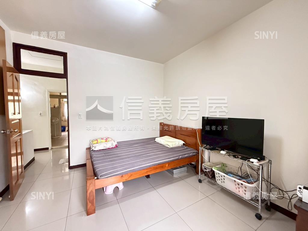 全新整理黎明新村房屋室內格局與周邊環境