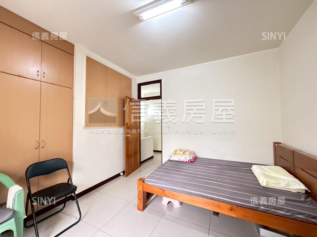 全新整理黎明新村房屋室內格局與周邊環境