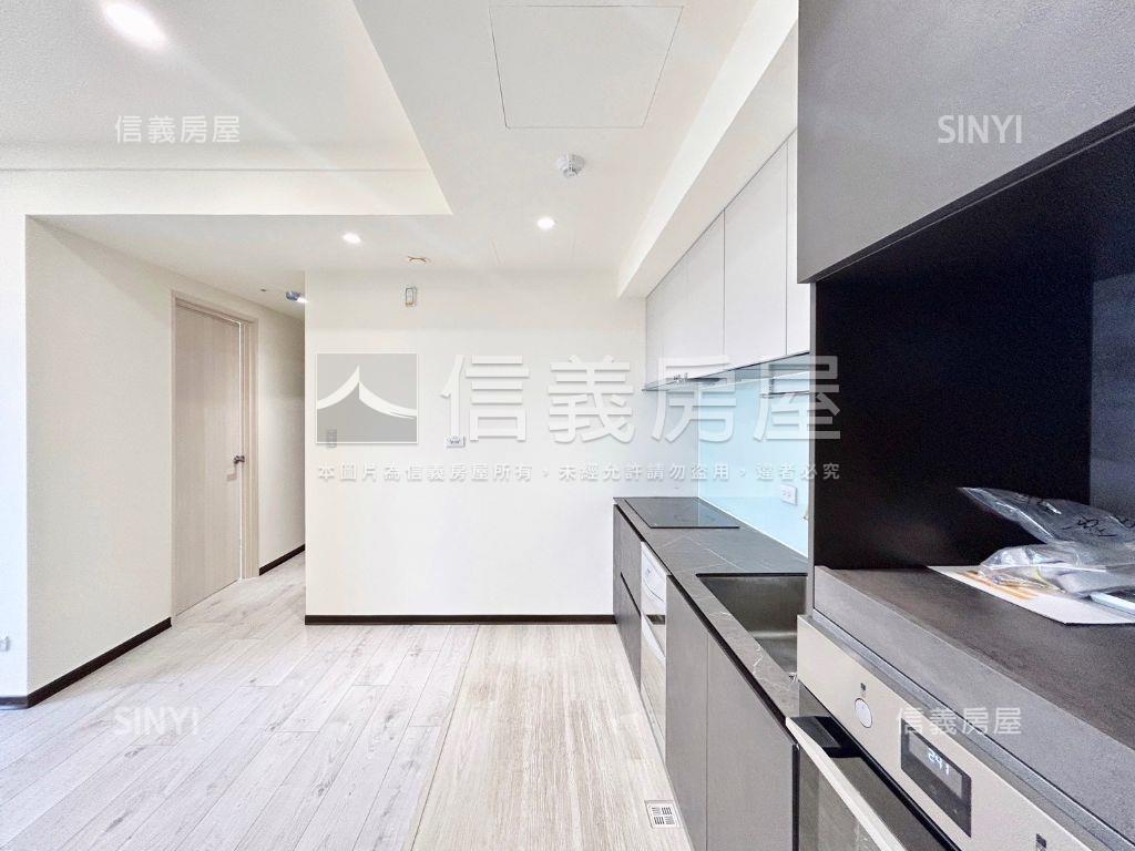 一綻兩房高樓稀有釋出房屋室內格局與周邊環境