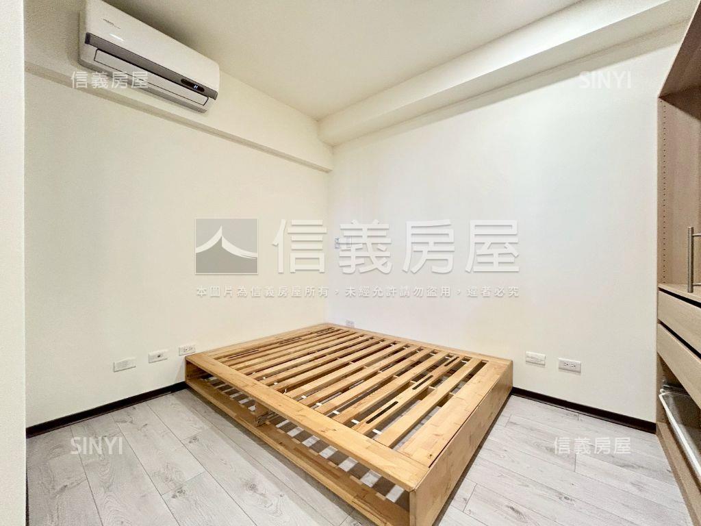 一綻兩房高樓稀有釋出房屋室內格局與周邊環境