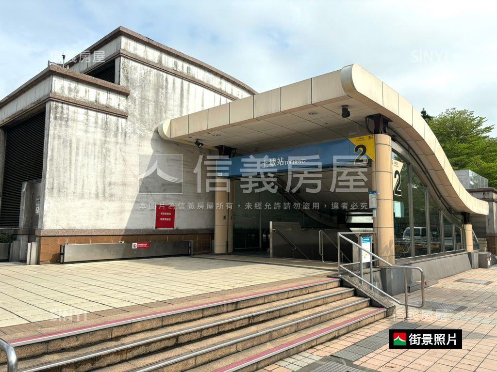 近捷運電梯三房房屋室內格局與周邊環境