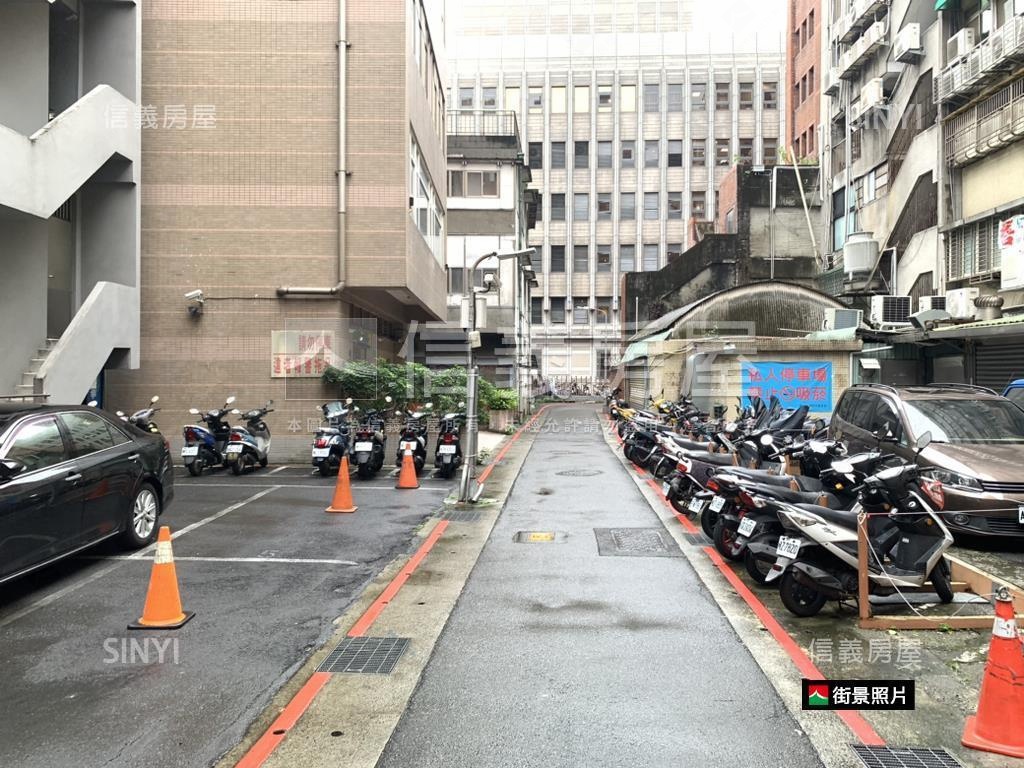 稀有重慶南路黃金店辦房屋室內格局與周邊環境