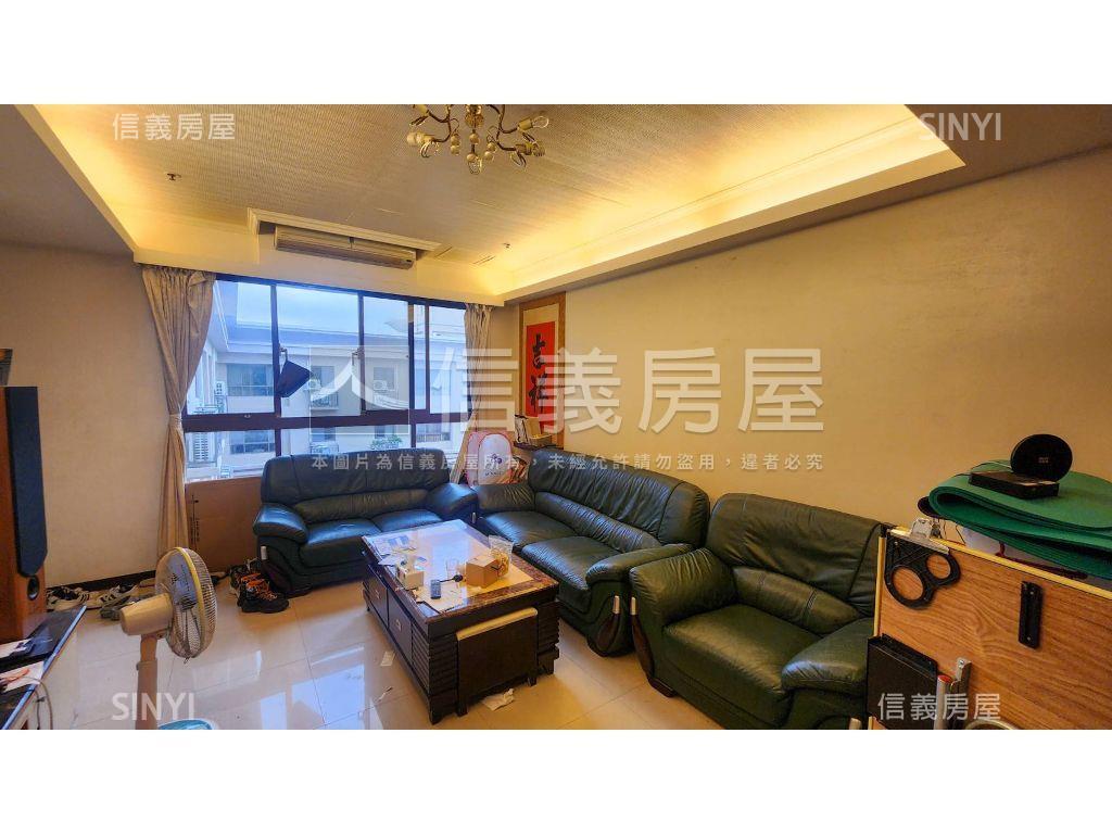 當代‧四房簡約坡平車位房屋室內格局與周邊環境
