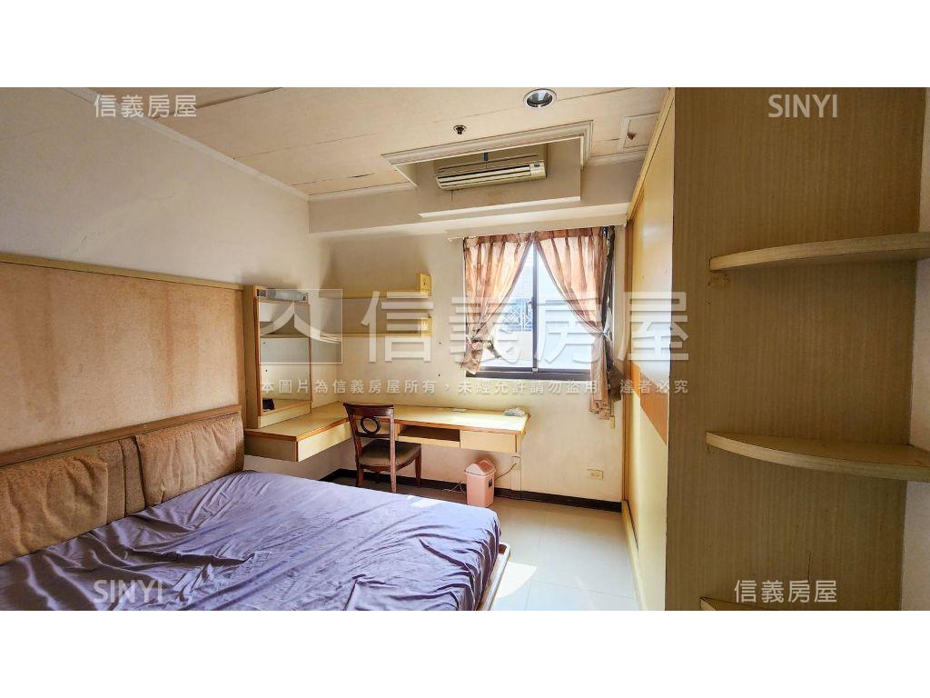 當代‧四房簡約坡平車位房屋室內格局與周邊環境