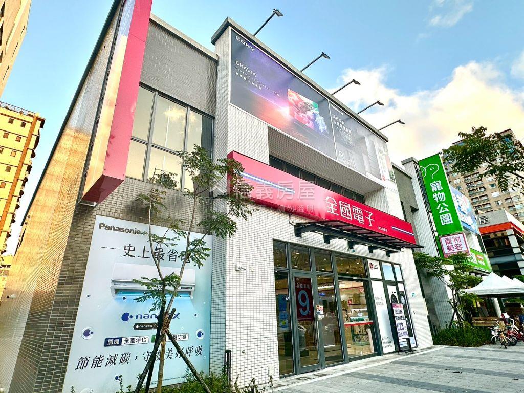 當代‧四房簡約坡平車位房屋室內格局與周邊環境
