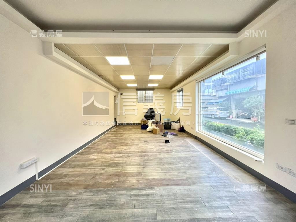 近１４期角間臨路美透天房屋室內格局與周邊環境