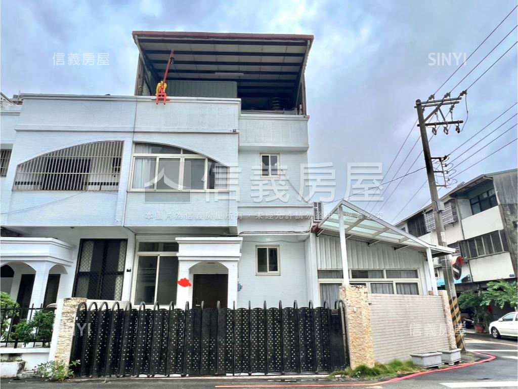 近１４期角間臨路美透天房屋室內格局與周邊環境