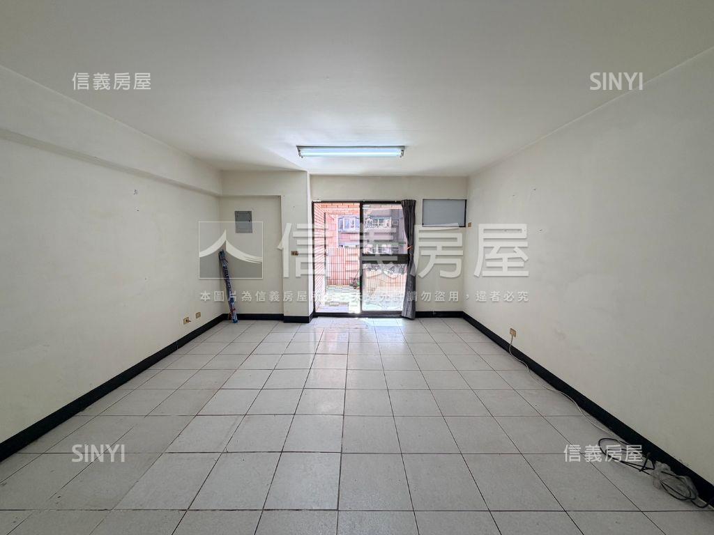 俗！陽台進出採光四房平車房屋室內格局與周邊環境