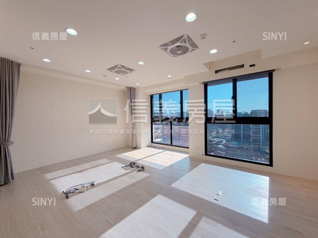 陽光沐浴。冠東城採光邊間房屋室內格局與周邊環境