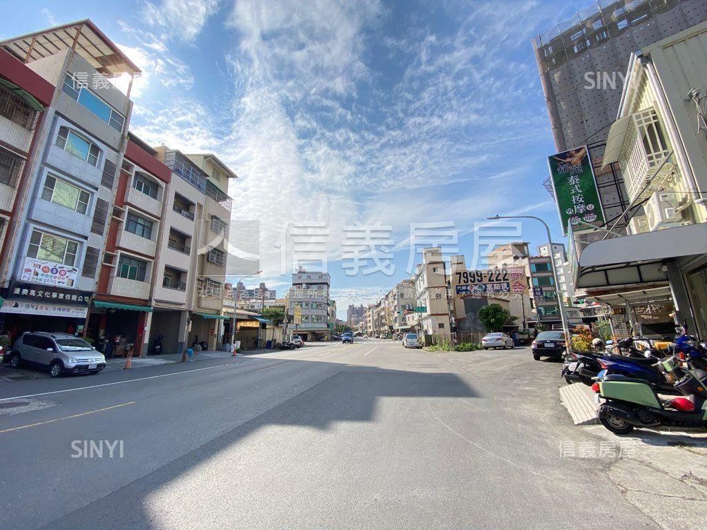 金鼎路正路收租透天房屋室內格局與周邊環境