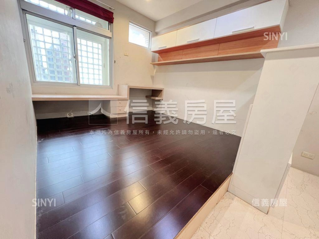溫莎小品首購兩房附車位房屋室內格局與周邊環境