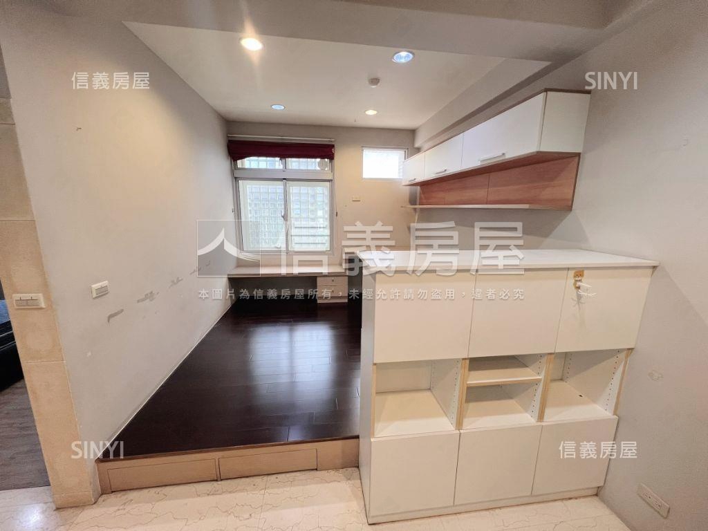 溫莎小品首購兩房附車位房屋室內格局與周邊環境